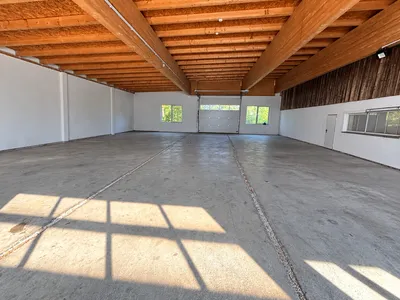 Gewerbeimmobilie mieten in Melk – 250 m², € 4