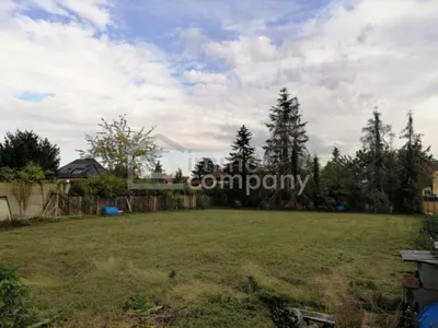 Grundstück kaufen in Bruck an der Leitha – 1 586 m², € 470.000