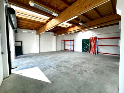 Gewerbeimmobilie mieten in Baden – 96 m², € 1.140