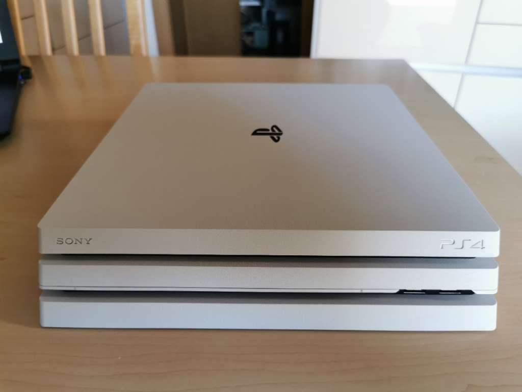 Sony PlayStation buy 4 Pro mit Spielen