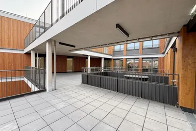 Gewerbeimmobilie mieten in Mödling – 217 m², € 3.661