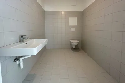 Gewerbeimmobilie mieten in Mödling – 217 m², € 3.661 – Bild 5 von 8