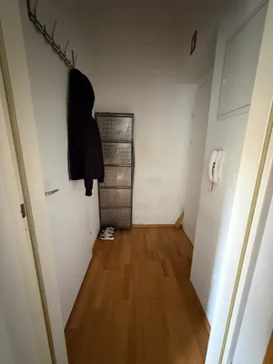 1 Zimmer Gemeinde Wohnung nur mit vormerkschein!