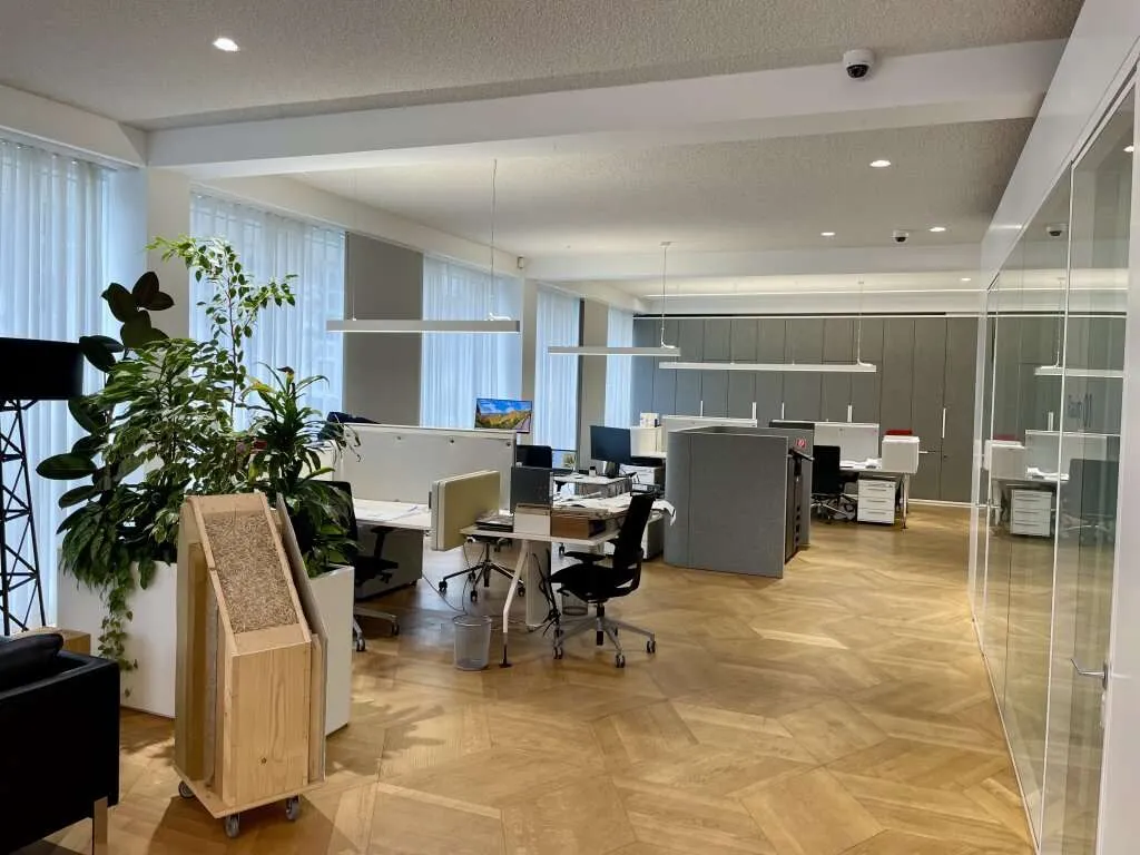 Machen Sie Ihre Arbeit sichtbar, und das direkt am Central Park Wiens! - Ansicht 2