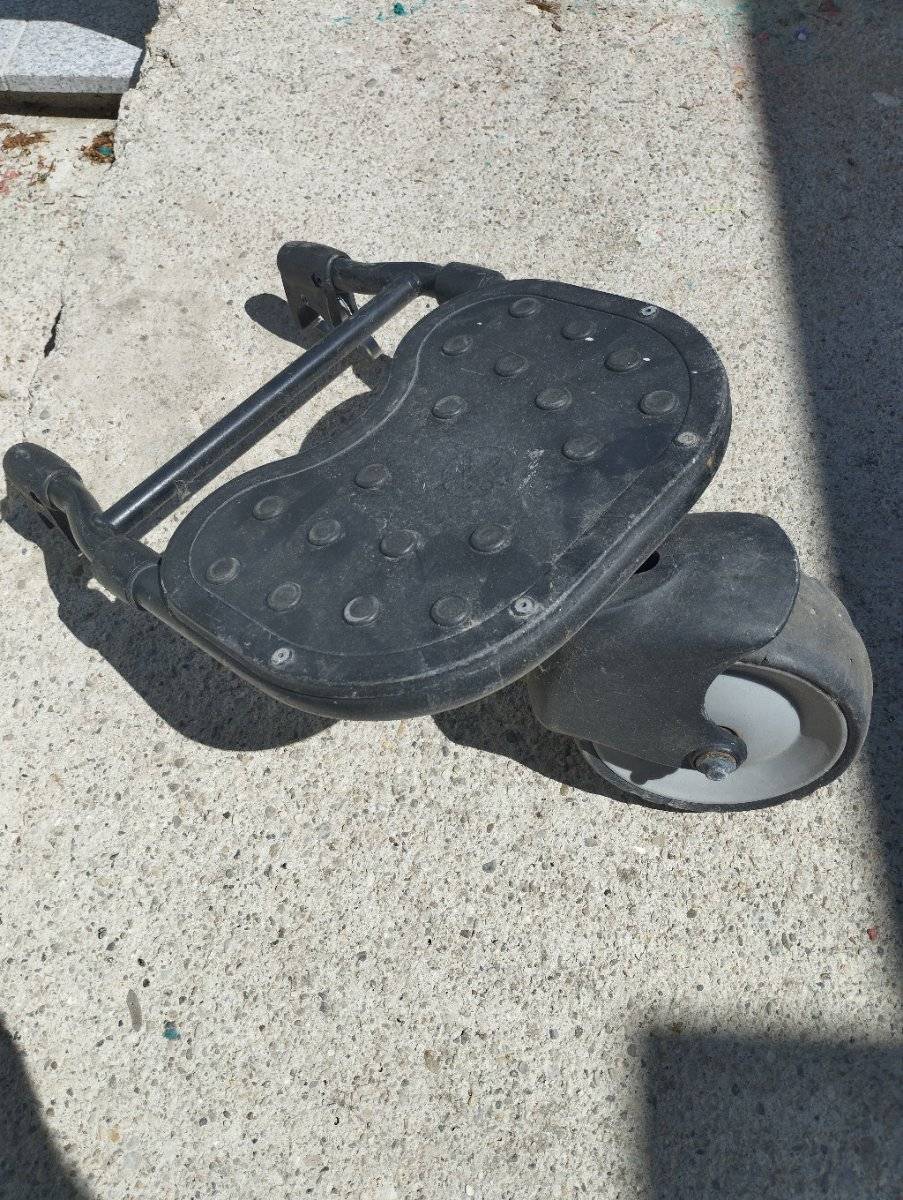 Kinderwagen Stehbrett Mitfahrbrett,  15,- (1140 Wien) - willhaben