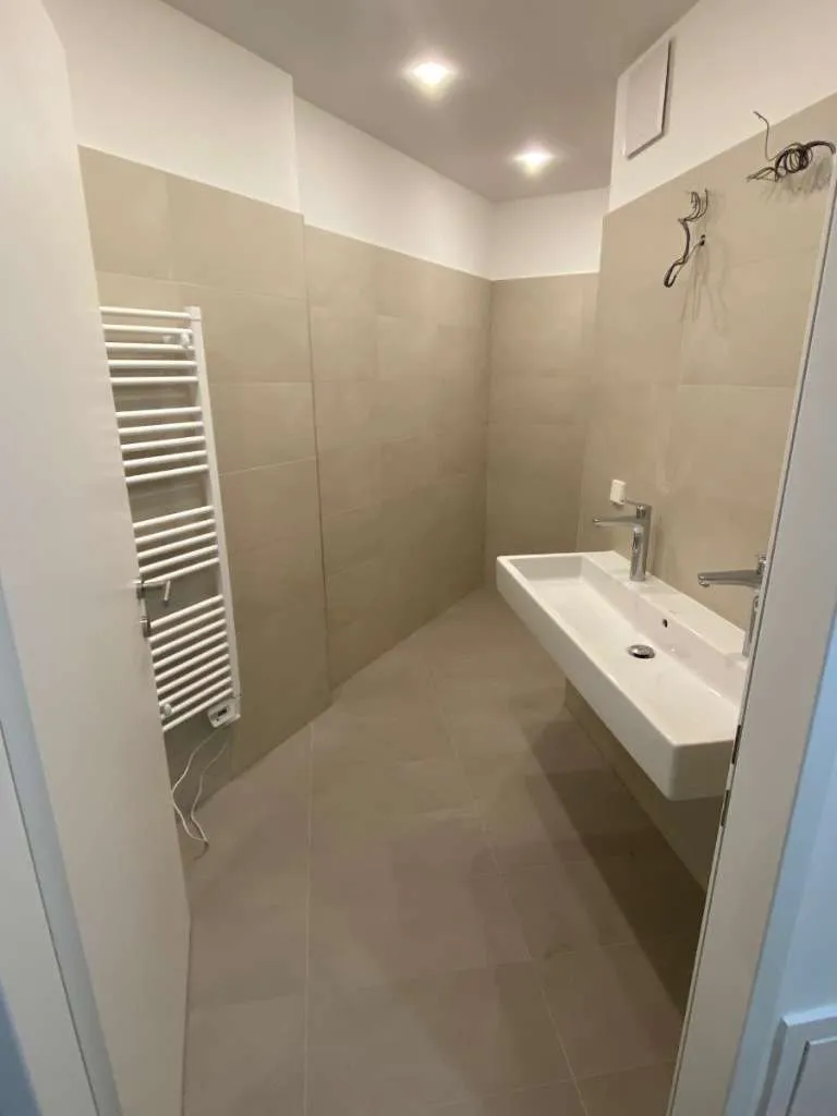 PROVISIONSFREIE Neubau 2 Zimmer + Balkon und optionalen Garagenplatz, Nähe Bahnhof - Widok 3