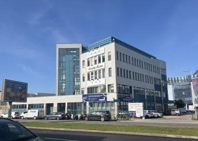 Gewerbeimmobilie mieten in Wien – 328 m², € 3.733 – Bild 2 von 9