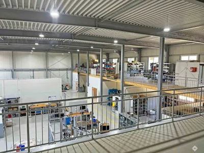 Gewerbeimmobilie kaufen in Vöcklabruck – 1 585 m², € 2.500.000 – Bild 4 von 8