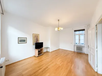 2-Zimmer-Wohnung mieten in Ried im Innkreis – 90 m², € 687 – Bild 2 von 12