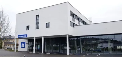 Gewerbeimmobilie mieten in Wels-Land – 226 m², € 3.600 – Bild 2 von 4