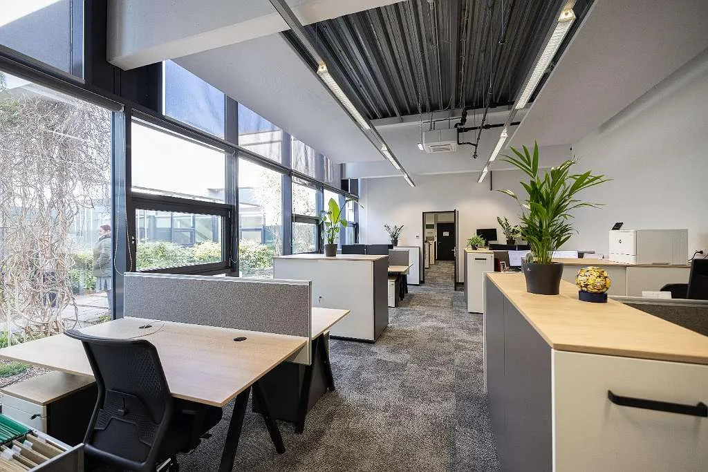 Moderne Büros im Industrial Design (25 m² - 180 m²) - neuwertig und klimatisiert - Ansicht 2