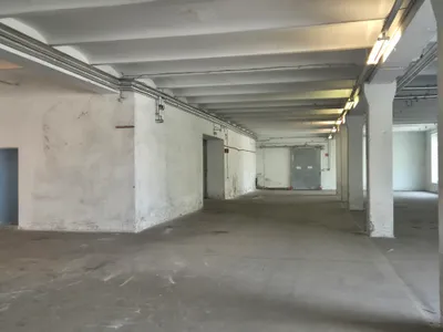 Gewerbeimmobilie mieten in Bruck an der Leitha – 450 m², € 1.110 – Bild 2 von 6