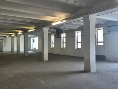 Gewerbeimmobilie mieten in Bruck an der Leitha – 450 m², € 1.110 – Bild 3 von 6
