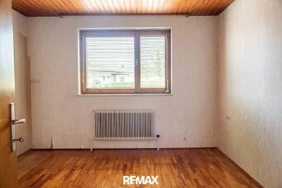 8-Zimmer-Haus kaufen in Gmunden – 180 m², € 499.000 – Bild 13 von 17