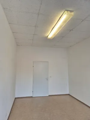 Gewerbeimmobilie mieten in Wien – 22 m², € 284 – Bild 2 von 3