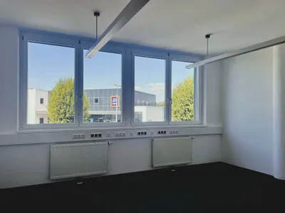 3-Zimmer-Gewerbeimmobilie mieten in Linz Land – 83 m², € 955 – Bild 13 von 24