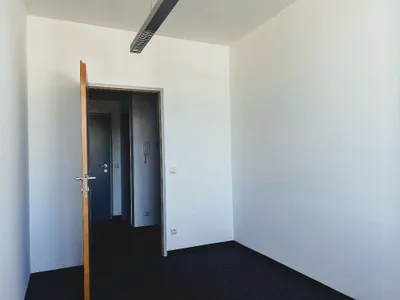 3-Zimmer-Gewerbeimmobilie mieten in Linz Land – 83 m², € 955 – Bild 16 von 24