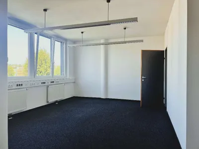3-Zimmer-Gewerbeimmobilie mieten in Linz Land – 83 m², € 955 – Bild 8 von 24