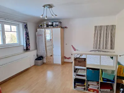 2-Zimmer-Wohnung mieten in Neunkirchen – 60 m², € 540 – Bild 3 von 8
