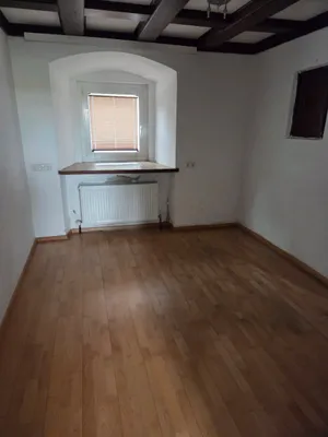 3-Zimmer-Wohnung mieten in Perg – 75 m², € 400 – Bild 2 von 5