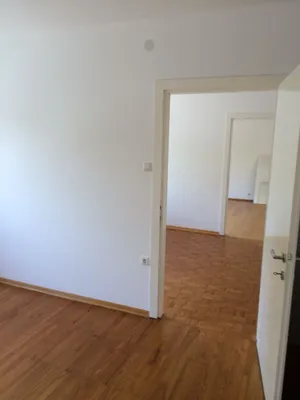 5-Zimmer-Haus mieten in Linz Land – 130 m², € 1.550 – Bild 7 von 8