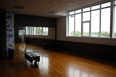 5-Zimmer-Gewerbeimmobilie mieten in Dornbirn – 286 m², € 2.291 – Bild 8 von 10