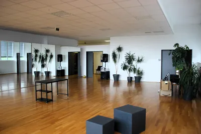 5-Zimmer-Gewerbeimmobilie mieten in Dornbirn – 286 m², € 2.291 – Bild 2 von 10
