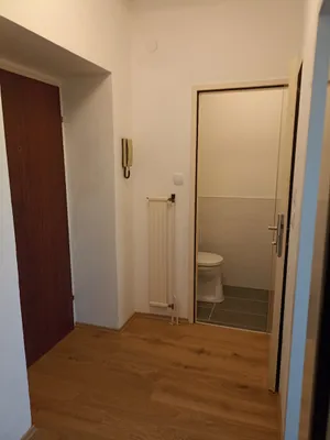 1-Zimmer-Wohnung mieten in Wiener Neustadt – 40 m², € 675 – Bild 3 von 16