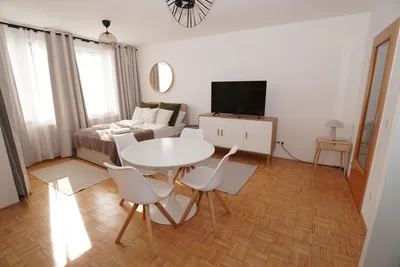 Voll möbliertes Studio mit Gemeinschaftsgarten – Bild 3