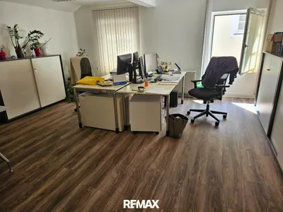4-Zimmer-Wohnung kaufen in Braunau am Inn – 142 m², € 159.000 – Bild 3 von 7