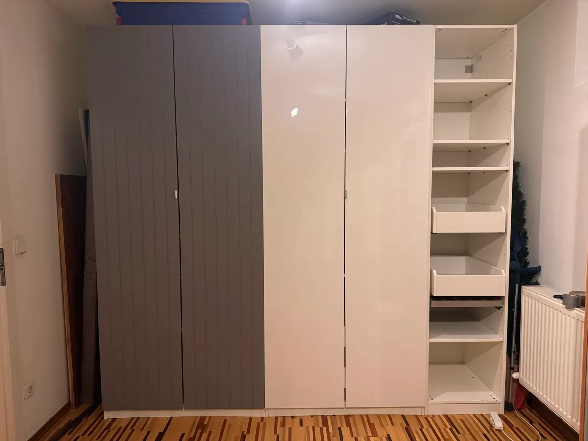 IKEA PAX Kleiderschrank 250 × 236 cm, € 250,- (1160 Wien)