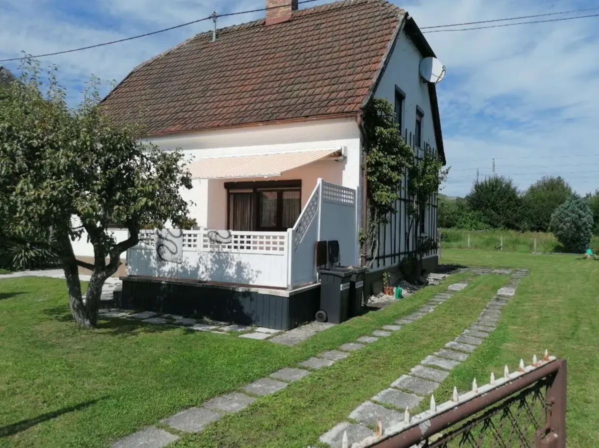 Einfamilienhaus / attraktive Siedlungslage / toller großer Grund - Privatverkauf - Ansicht 2