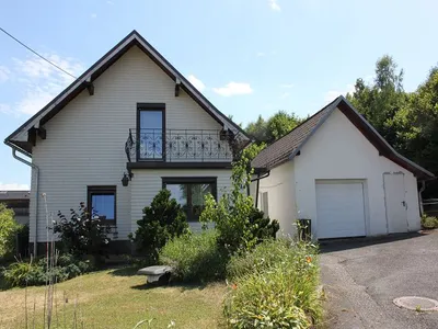Haus kaufen in Wels-Land – 148 m², € 299.000