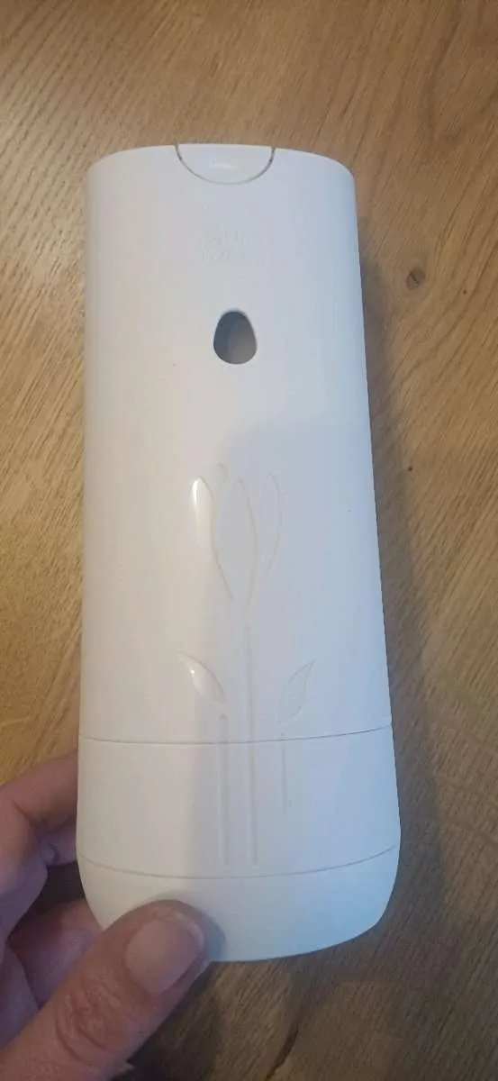 Air Wick automatischer Duftsprüher, € 0,- (3150 Wilhelmsburg)
