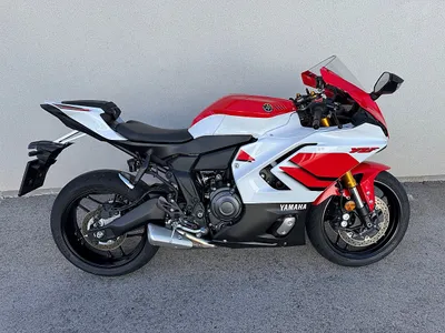 Yamaha R7 *70th Anniversary Edition*