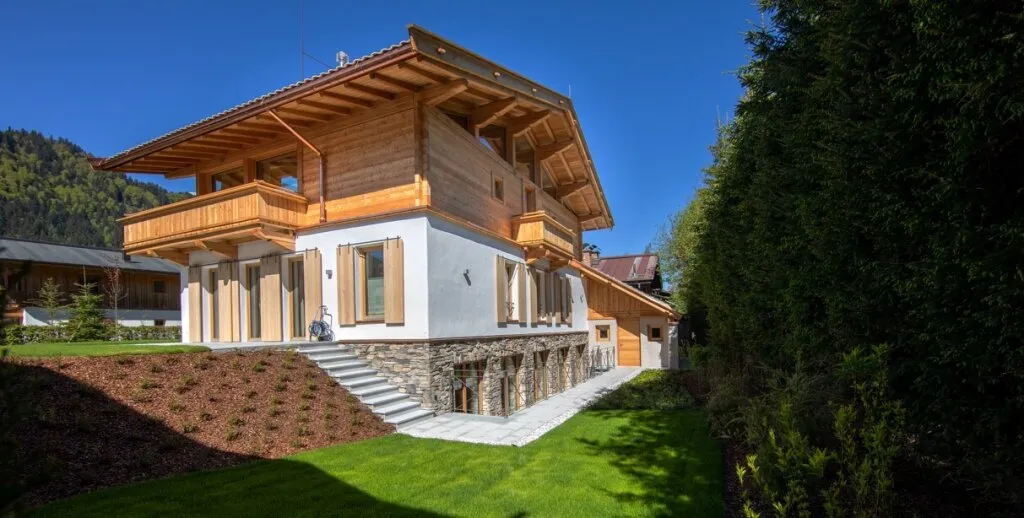 Chalet zum Kauf in Kitzbühel - Alpenluxus trifft Tiroler Tradition – pohled 2
