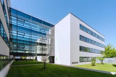 4-Zimmer-Gewerbeimmobilie mieten in Vöcklabruck – 185 m², € 2.314 – Bild 10 von 27