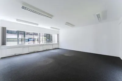 4-Zimmer-Gewerbeimmobilie mieten in Vöcklabruck – 185 m², € 2.314 – Bild 14 von 27
