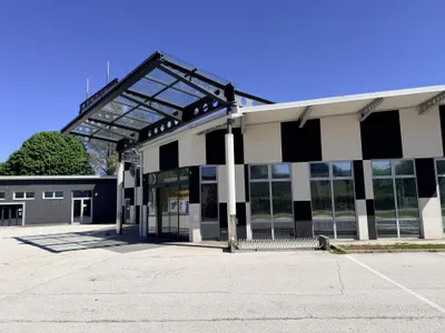 Gewerbeimmobilie mieten in Klagenfurt – 852 m², € 8.000 – Bild 1 von 33