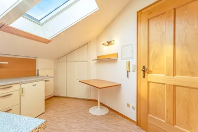 1-Zimmer-Wohnung mieten in Urfahr-Umgebung – 22 m², € 390 – Bild 2 von 5