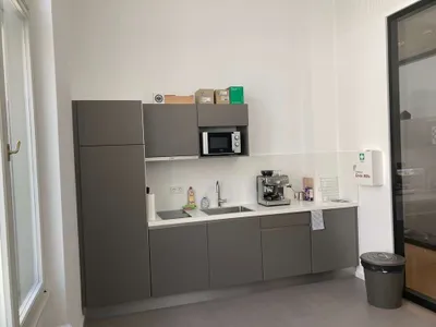 Gewerbeimmobilie mieten in Wien – 90 m², € 2.500 – Bild 11 von 15