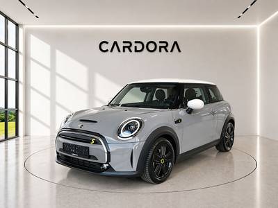 MINI Cooper SE *WÄRMEPUMPE*NAVI*PDC*LED*