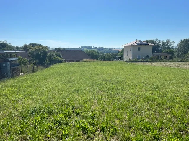 Hier wartet Ihr Traumhaus auf Sie! Idyllischer Baugrund in Ruhelage! Nähe Golfplatz Tillysburg! - Ansicht 3