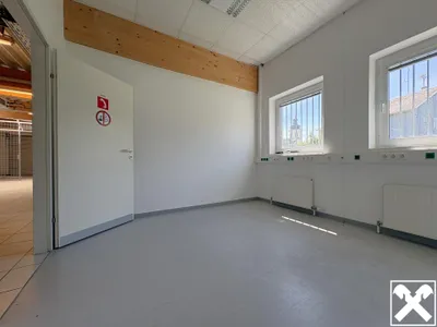 Immobilie mieten in Wels-Land – 836 m², € 4.338 – Bild 4 von 17