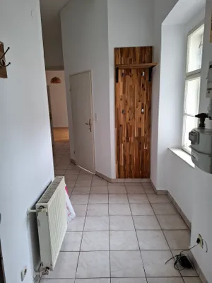 PROVISIONSFREI! GERÄUMIGE WOHNUNG IN BESTER LAGE – Bild 2