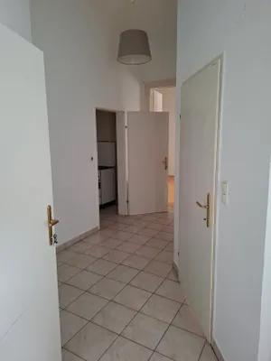PROVISIONSFREI! GERÄUMIGE WOHNUNG IN BESTER LAGE – Bild 3
