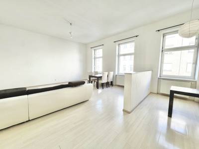 TOPLAGE | HELLE 2 ZIMMER | OPTIMALE RAUMAUFTEILUNG | HOFSEITIGES SCHLAFZIMMER – Bild 3