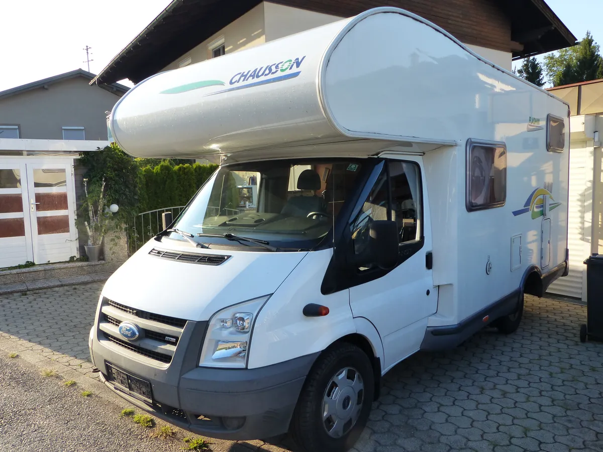 Chausson Flash 01 mit tollem Grundriss und Heckgarage