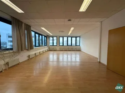 Gewerbeimmobilie mieten in Wien – 926 m², € 12 – Bild 2 von 6