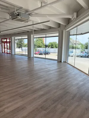2-Zimmer-Gewerbeimmobilie mieten in Wiener Neustadt – 280 m², € 8 – Bild 4 von 8